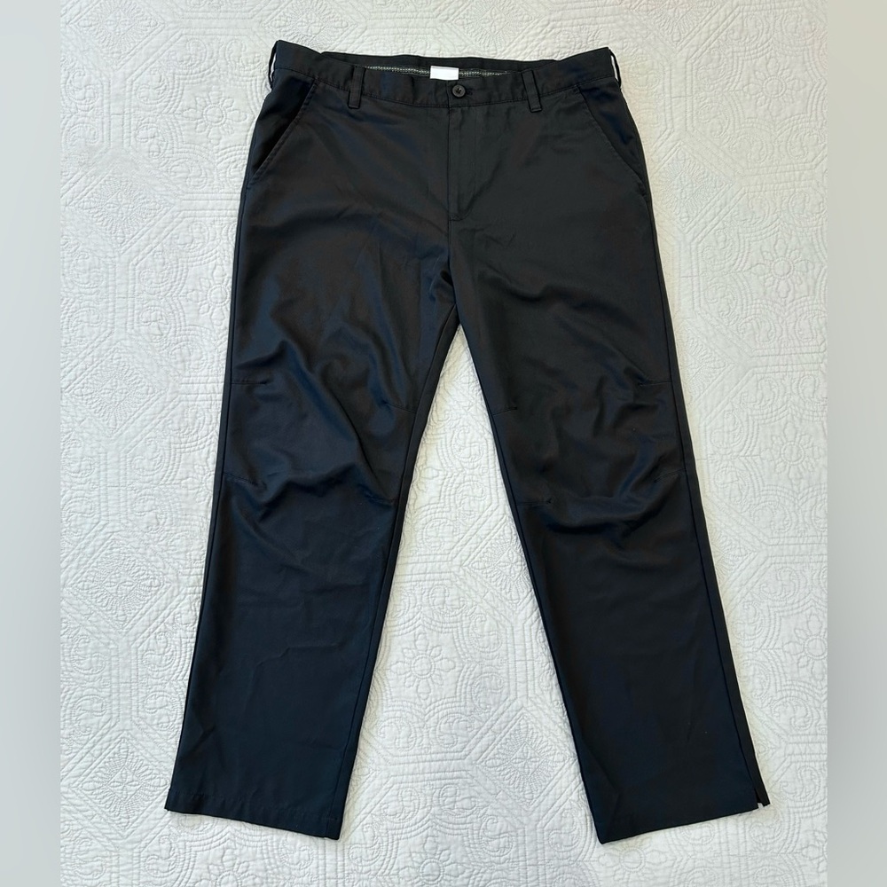 IZOD Men’s Slim Fit Performance Golf Pants Size 38 Waist 30 Inseam (Actual)